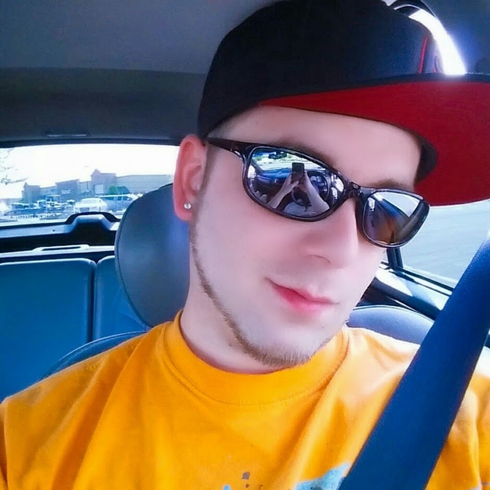 Meet your Posher, Andrew